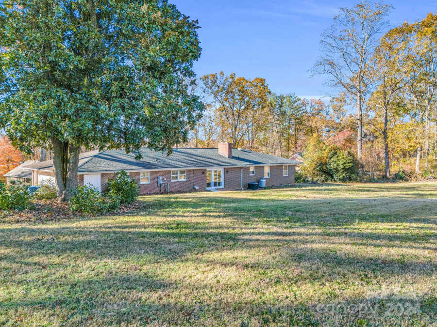 311 Squirrel Den Rd Rutherfordton, NC 28139