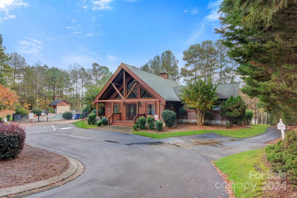 5358 Beacon Ridge Dr Granite Falls, NC 28630