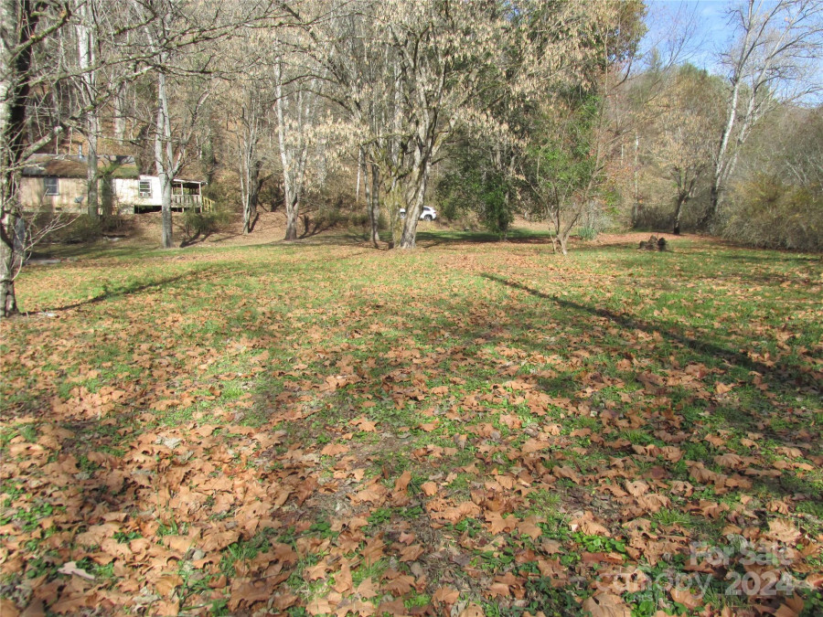 967 Moses Creek Rd Cullowhee, NC 28723