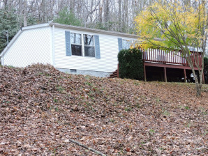 2271 Gouges Creek Rd Spruce Pine, NC 28777