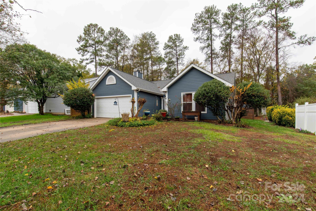 3619 Broad Oak Dr Charlotte, NC 28273