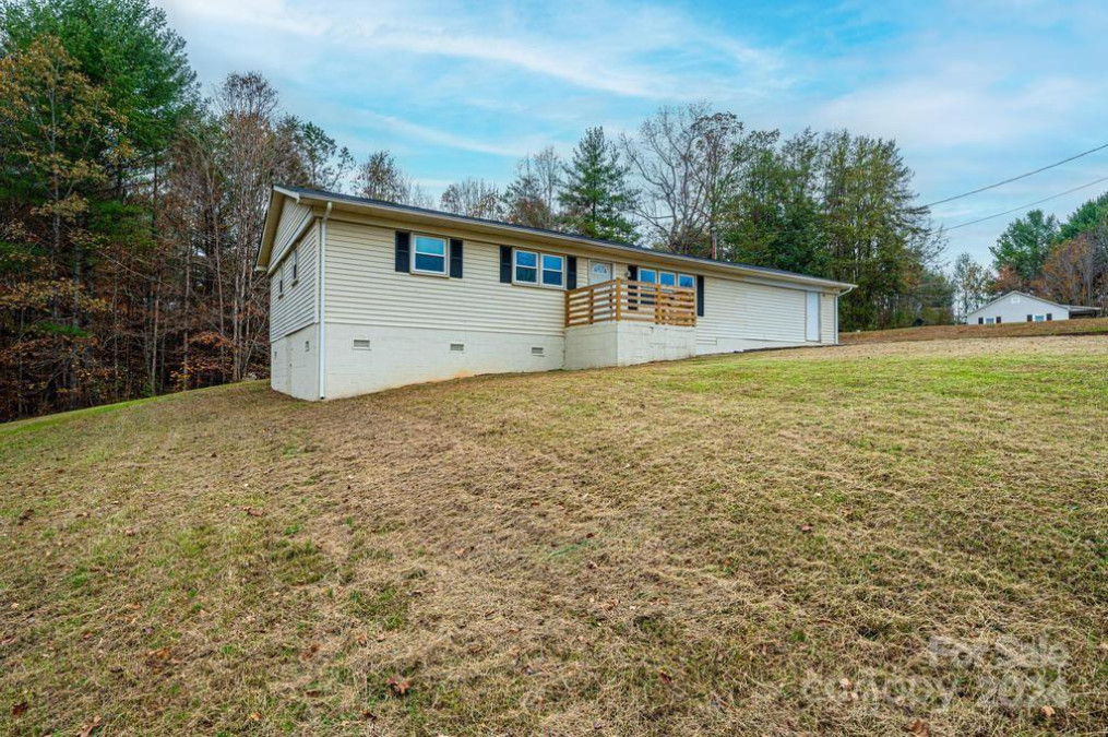 1348 Cube Dr Valdese, NC 28690