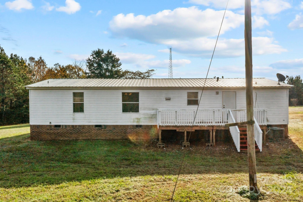 1563 Lee Huss Ln Lincolnton, NC 28092