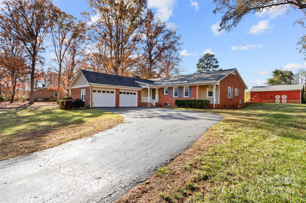 1204 White Oaks Cir Monroe, NC 28112