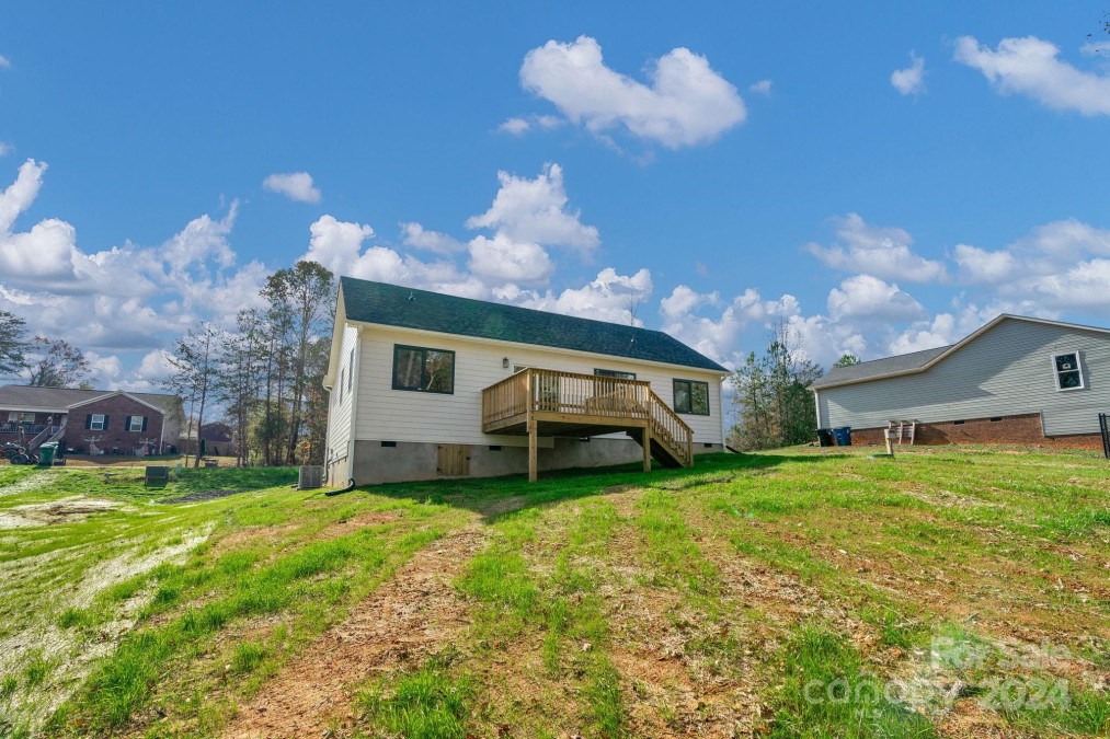 827 Limerick Dr Lincolnton, NC 28034