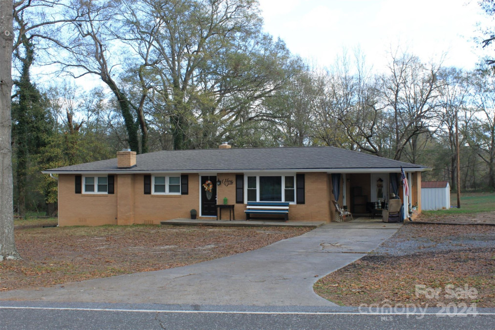 327 Chesterfield Rd Mooresboro, NC 28114