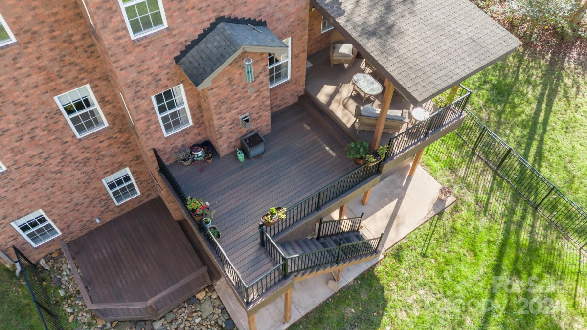 254 Streamside Pl Mooresville, NC 28115