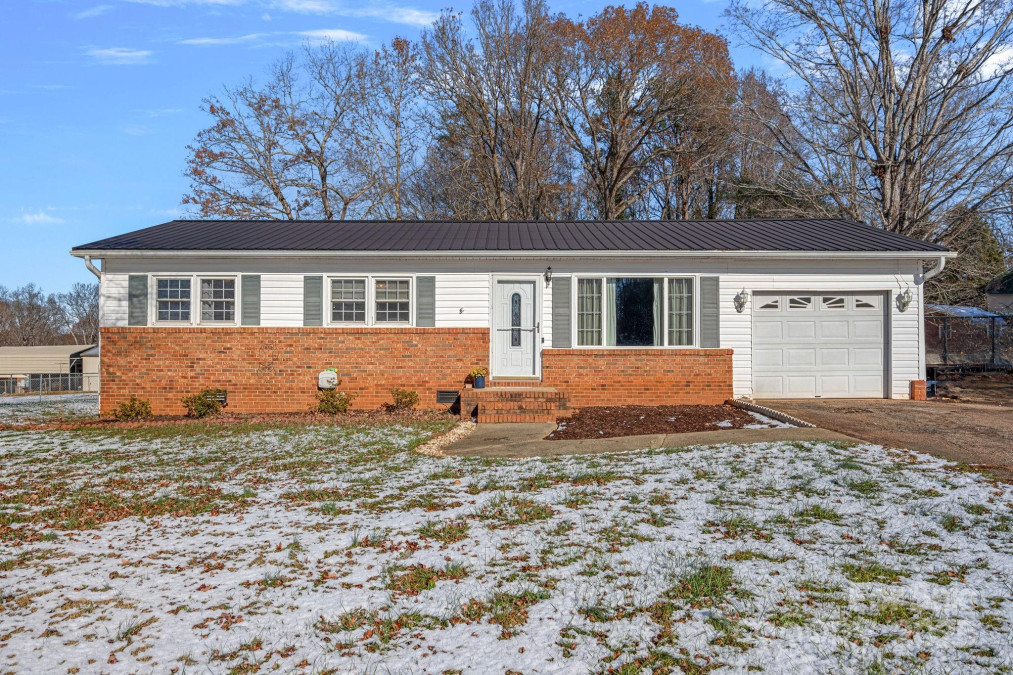 174 Crosswhite Ln Statesville, NC 28625