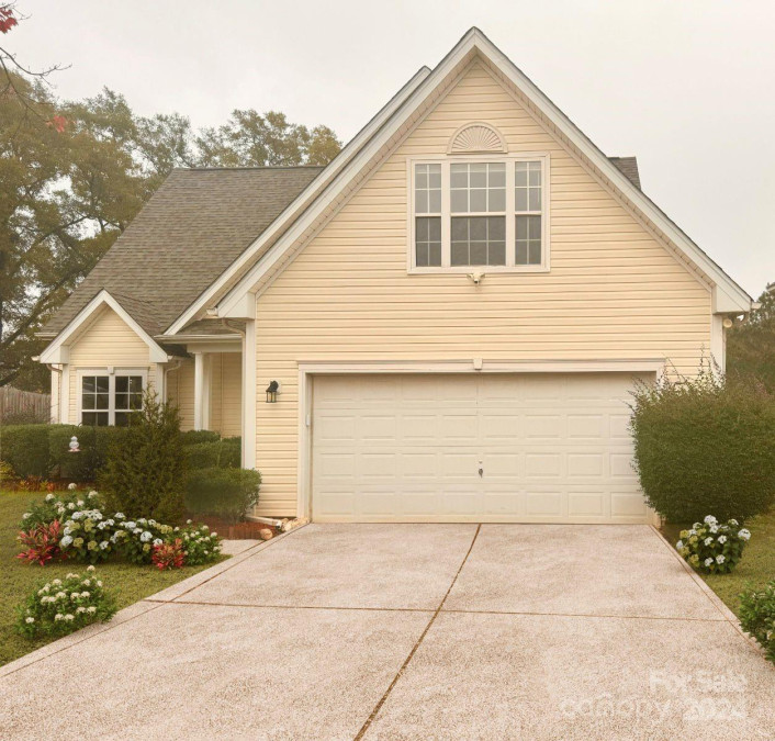 5135 Foxmeade Ct Lancaster, SC 29720