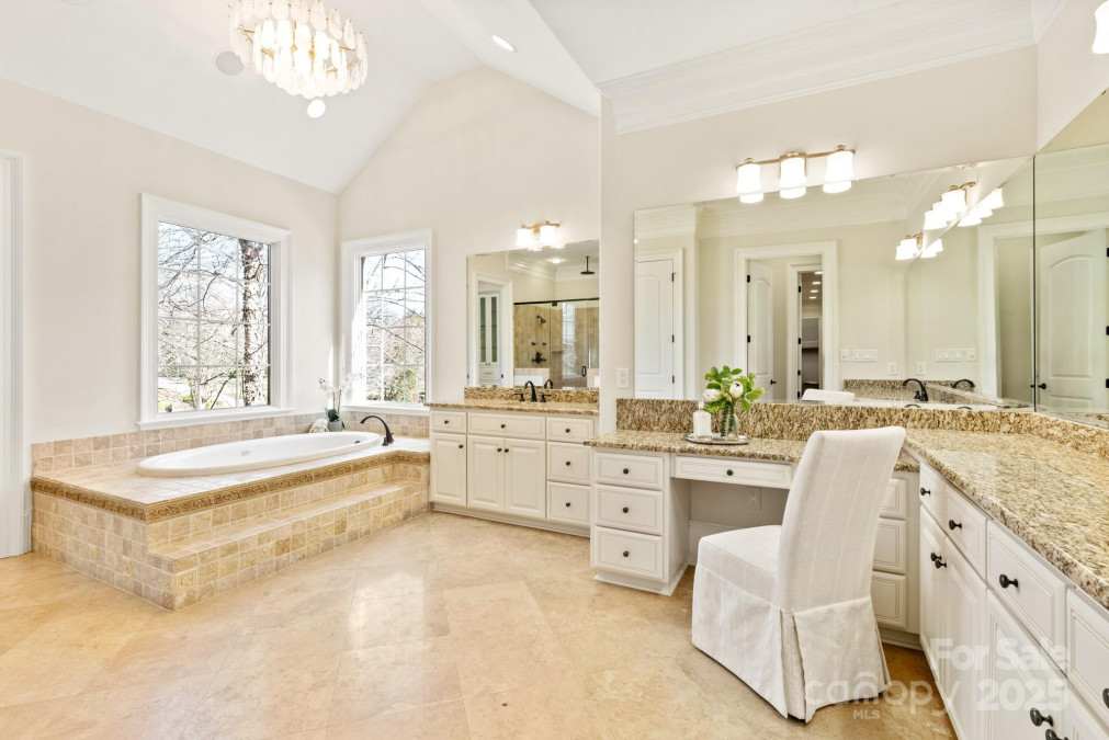 1716 Funny Cide Dr Waxhaw, NC 28173