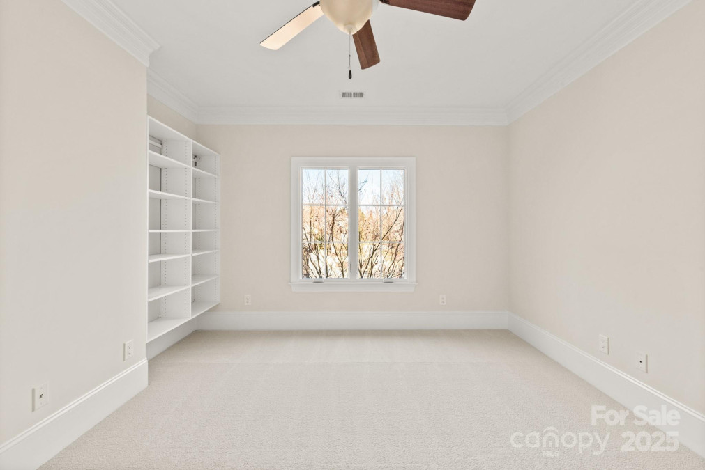 1716 Funny Cide Dr Waxhaw, NC 28173