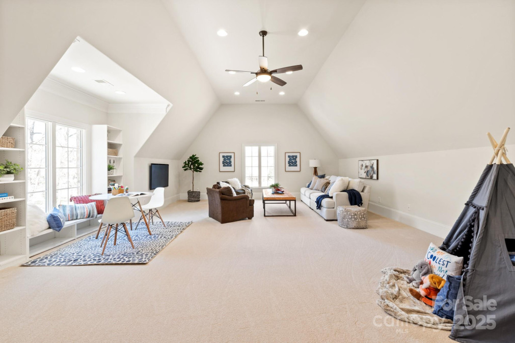 1716 Funny Cide Dr Waxhaw, NC 28173