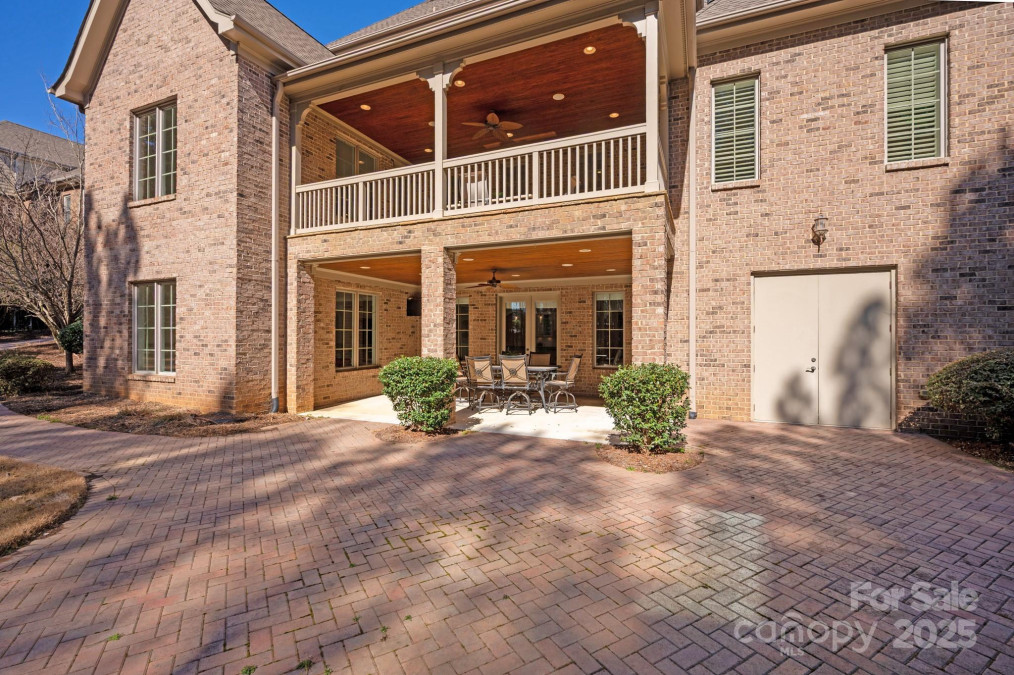 1716 Funny Cide Dr Waxhaw, NC 28173