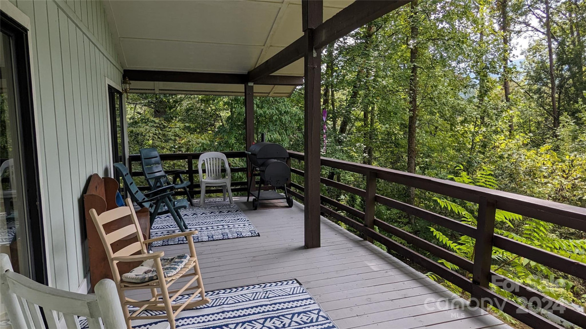 4840 Us 25/70 Hw Hot Springs, NC 28743