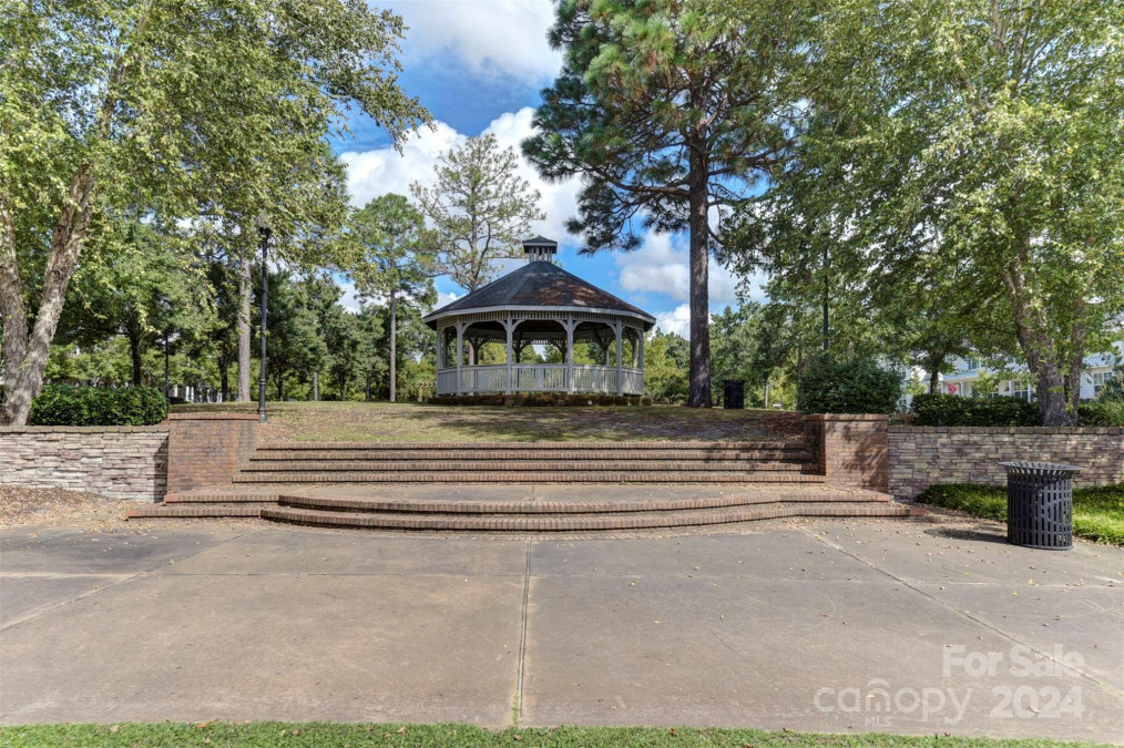 500 Oak Cove Dr Columbia, SC 29229