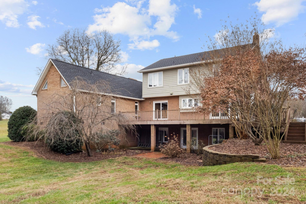 155 Charolais Dr Lawndale, NC 28090