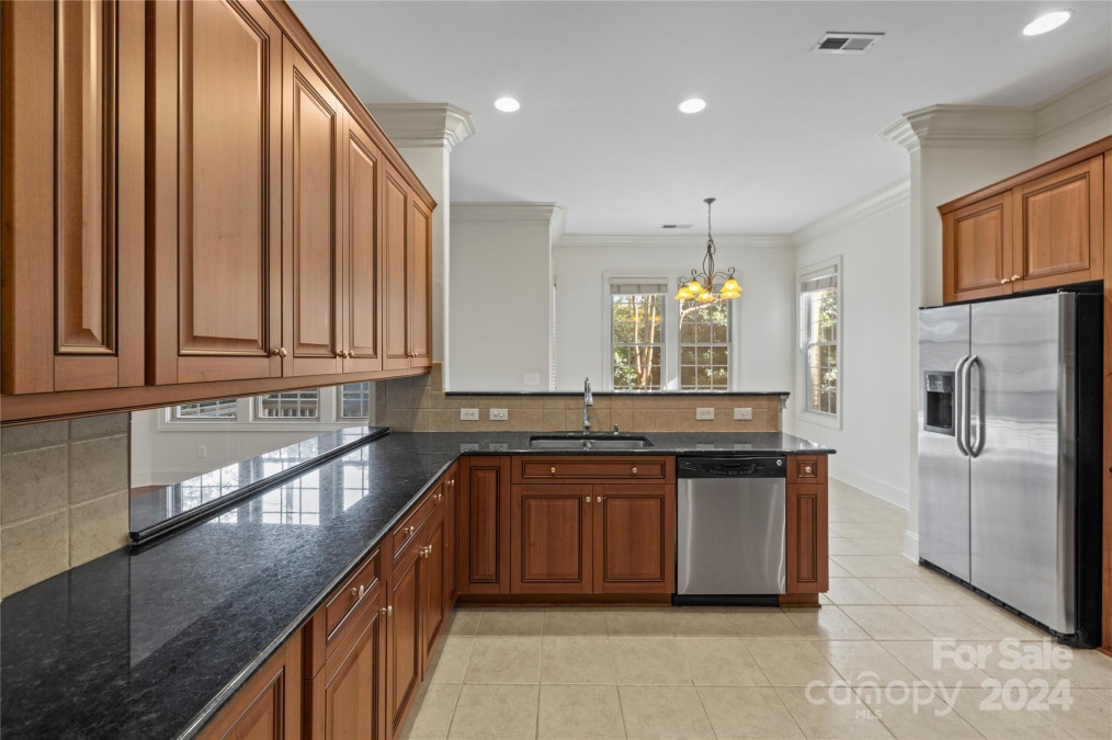 3003 Springs Farm Ln Charlotte, NC 28226