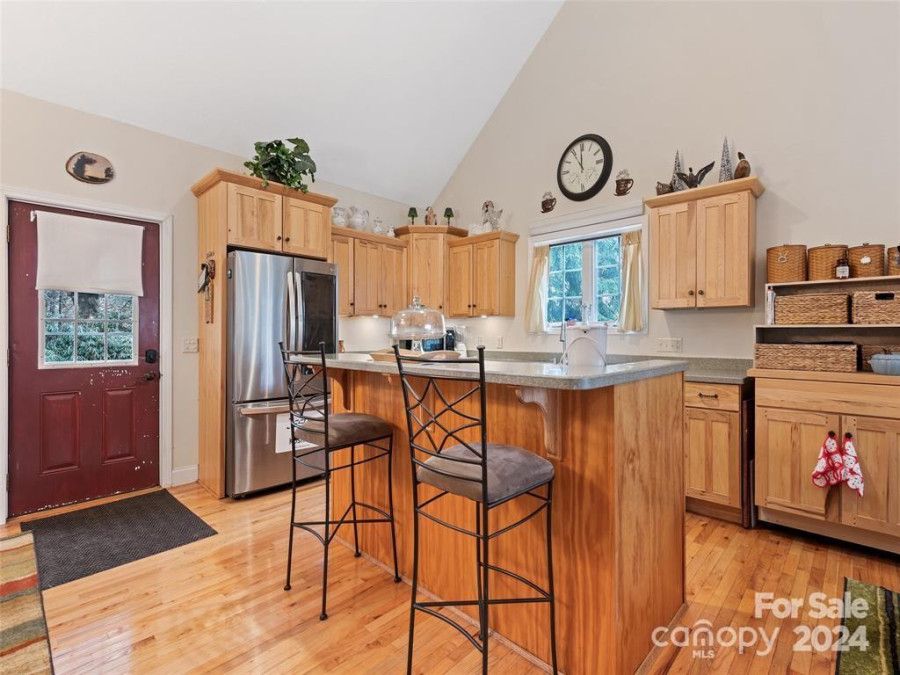 12 Belisle Ln Maggie Valley, NC 28751