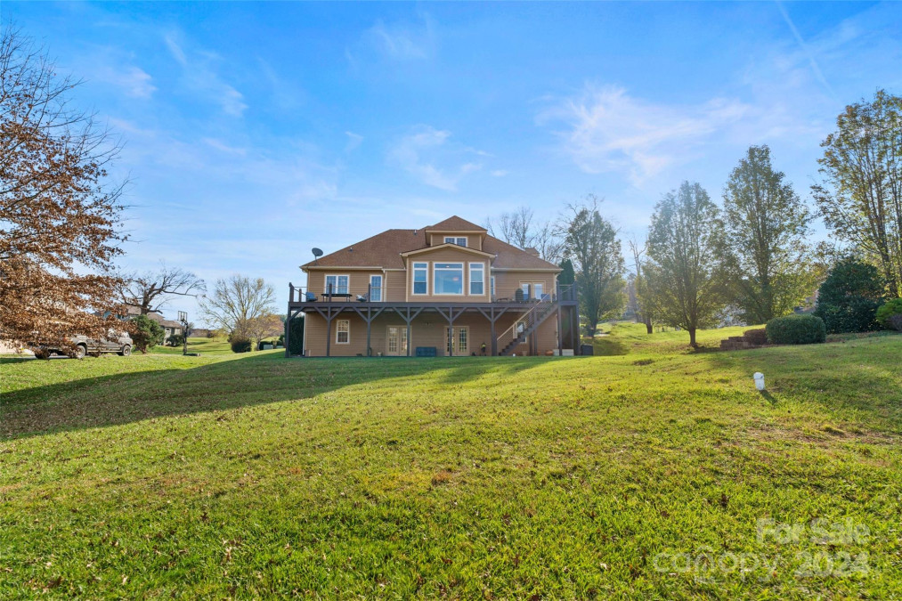 160 Fairway Falls Rd Mills River, NC 28759