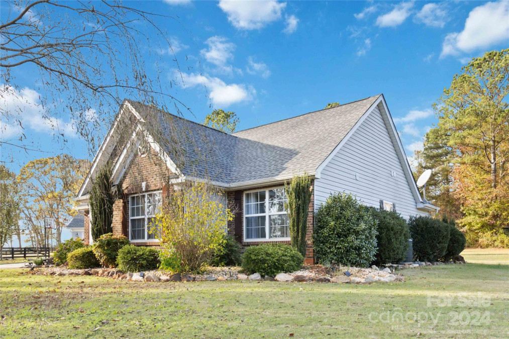 1309 Christine Way Mcconnells, SC 29726