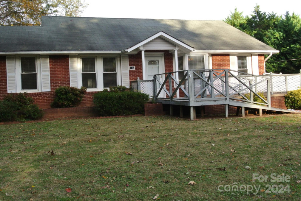 142 Harris St Rutherfordton, NC 28139