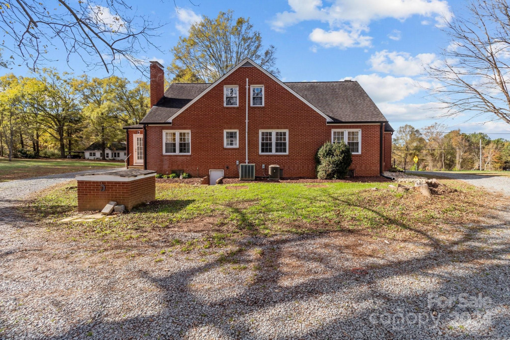 24694 Saint Martin Rd Albemarle, NC 28001