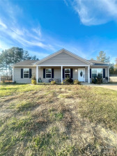 1411 Foxbrook Cir Lancaster, SC 29720