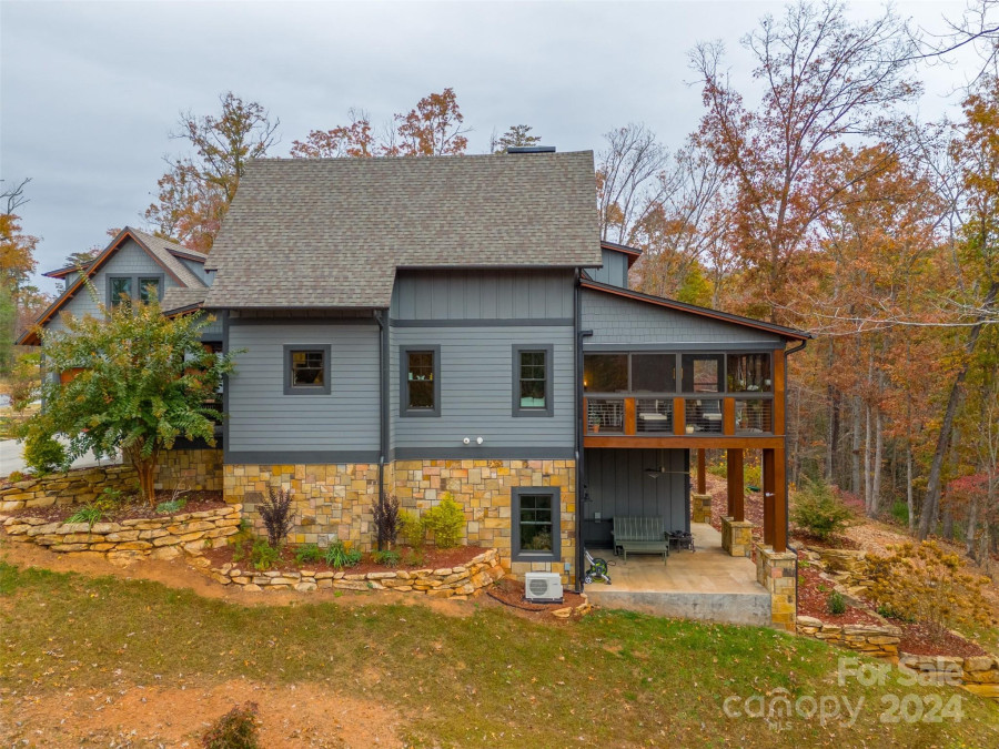 117 Amberleaf Way Cullowhee, NC 28723