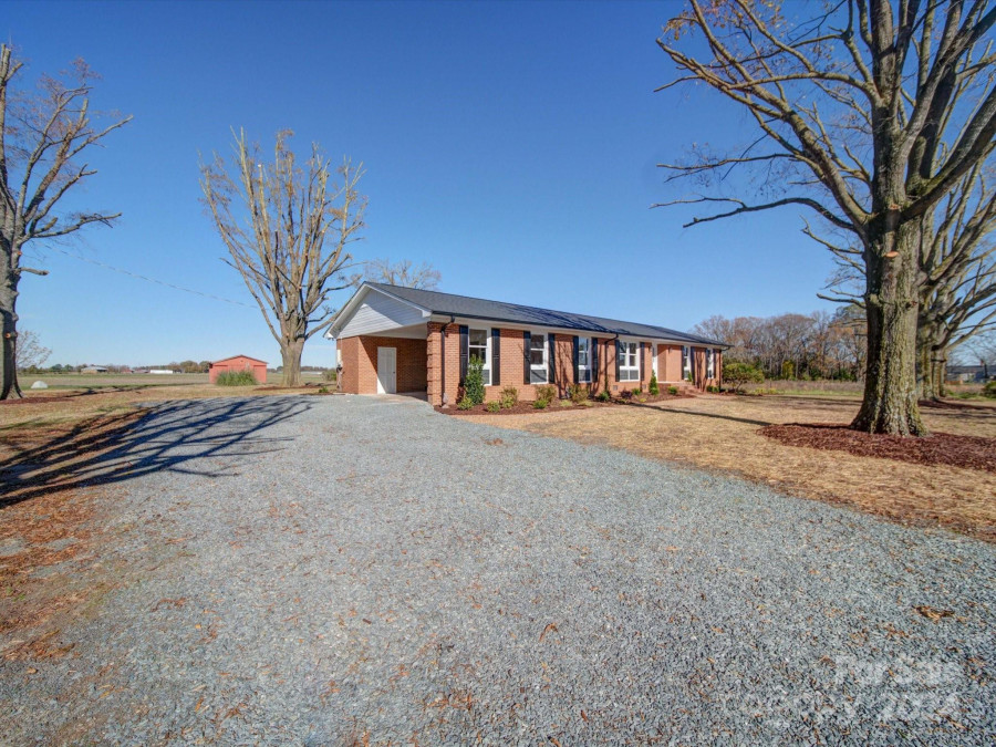 6515 Deep Springs Rd Marshville, NC 28103