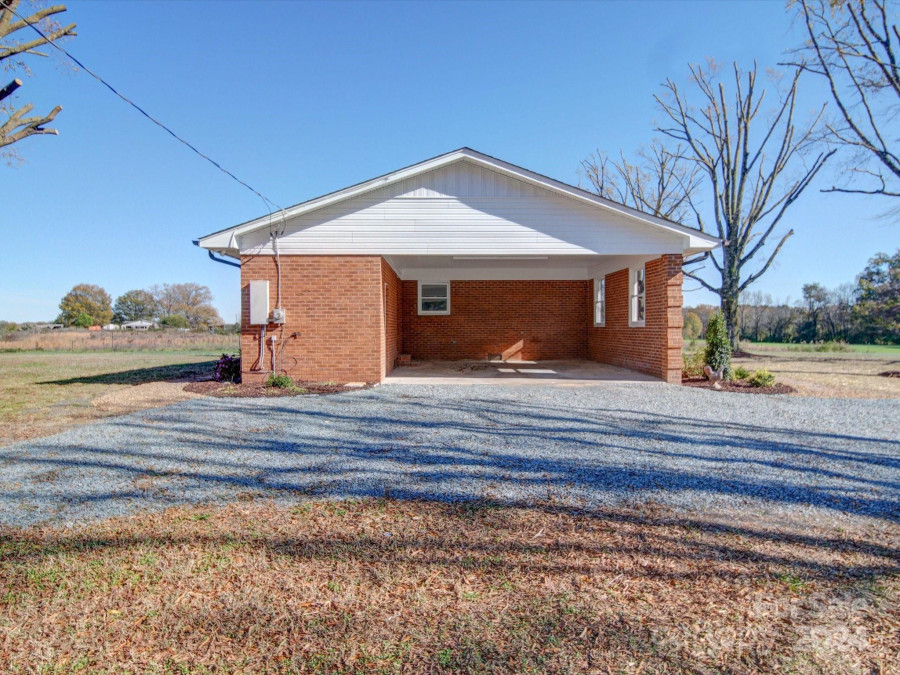 6515 Deep Springs Rd Marshville, NC 28103