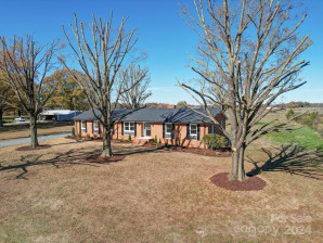 6515 Deep Springs Rd Marshville, NC 28103