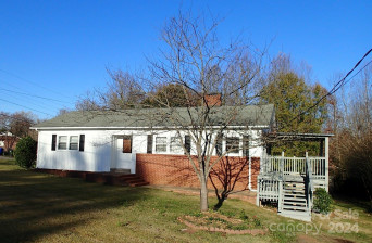 216 Tanner St Rutherfordton, NC 28139