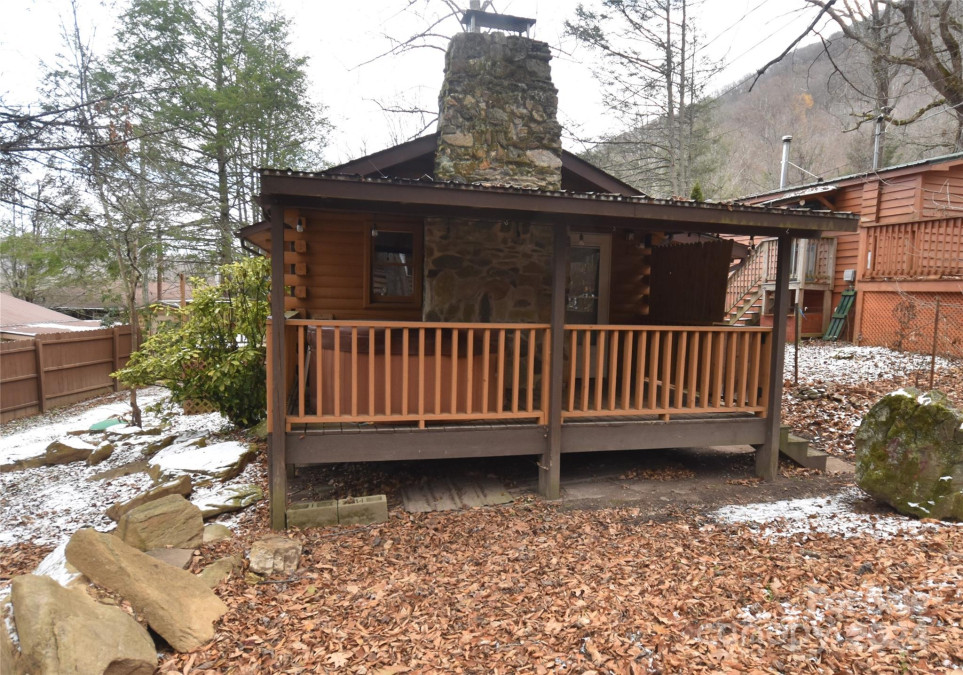 61 Shirdash Dr Maggie Valley, NC 28751