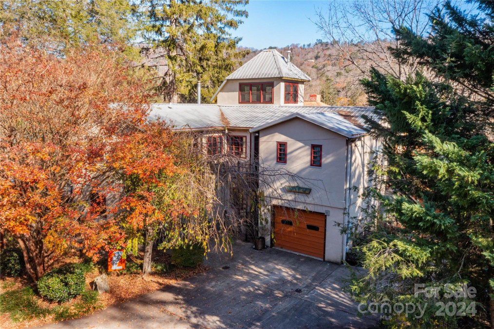 297 Hillside St Asheville, NC 28801