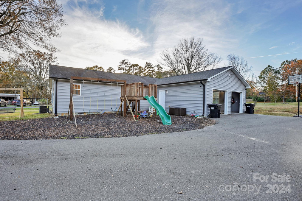 37443 Melton Rd Albemarle, NC 28001