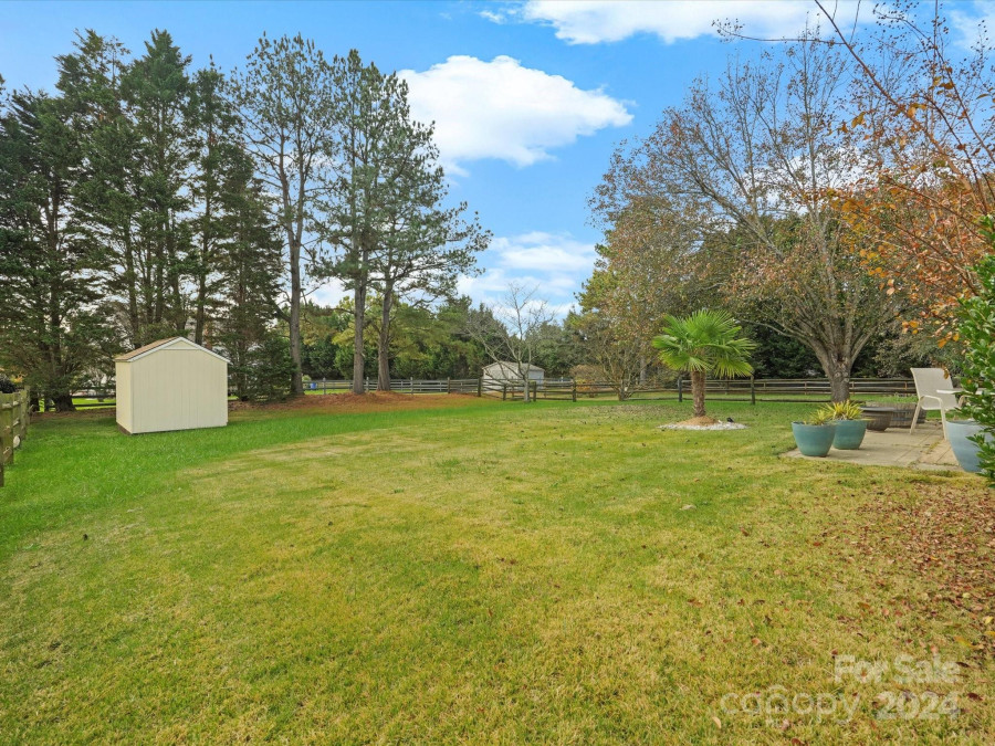 151 Samdusky Ln Mooresville, NC 28117