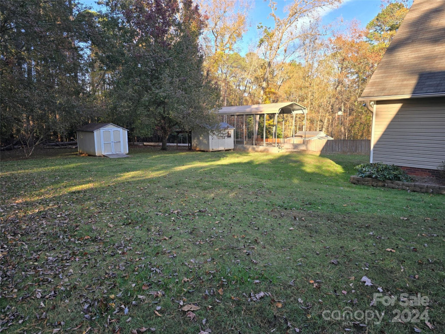 179 Delwood Ct Mount Gilead, NC 27306