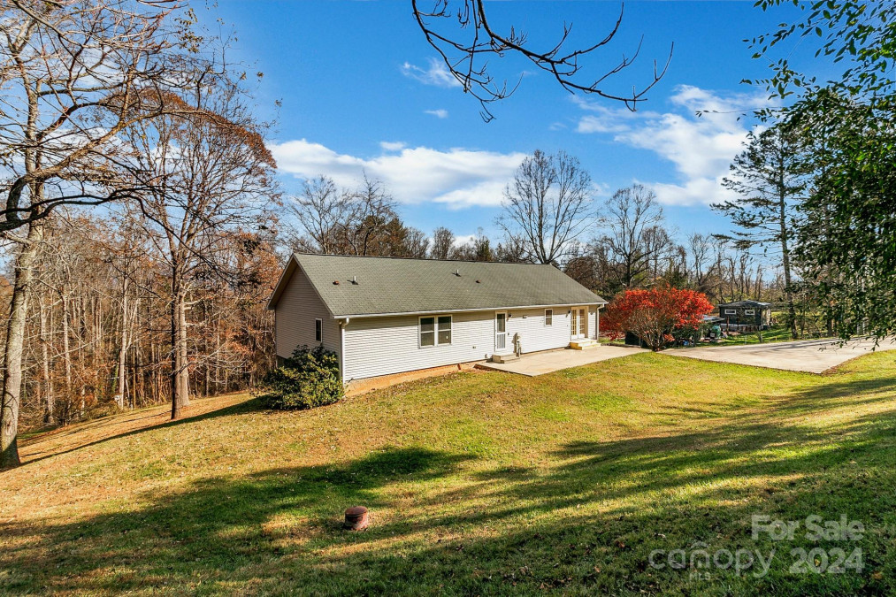 208 Adams Hill Rd Asheville, NC 28806