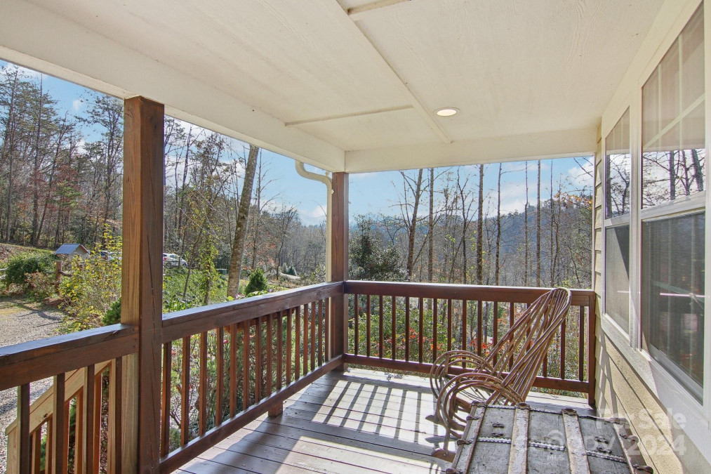 155 Rio Bravo Dr Sylva, NC 28779