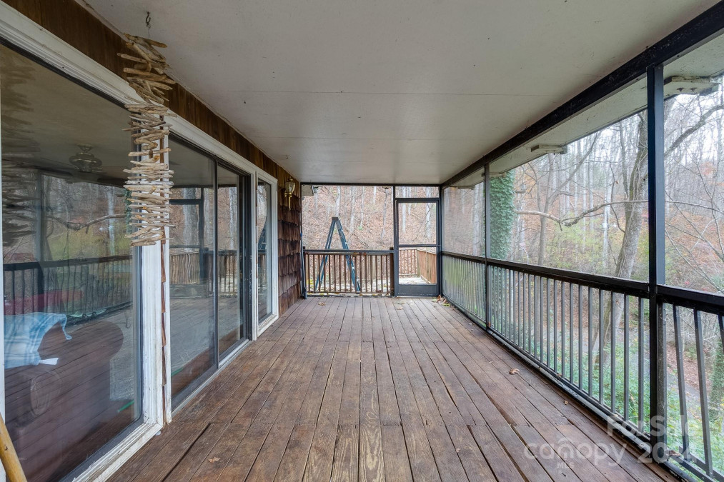 125 Dogwood Ln Sylva, NC 28779