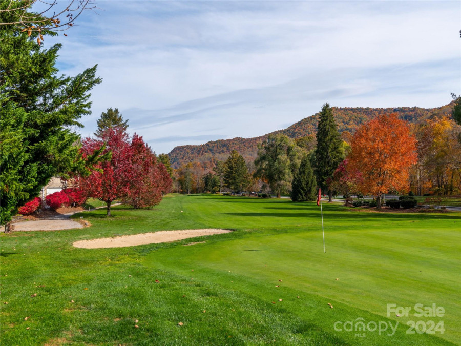 67 Rushing Creek Ln Maggie Valley, NC 28751