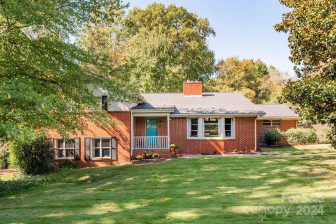 2120 Valencia Ter Charlotte, NC 28226