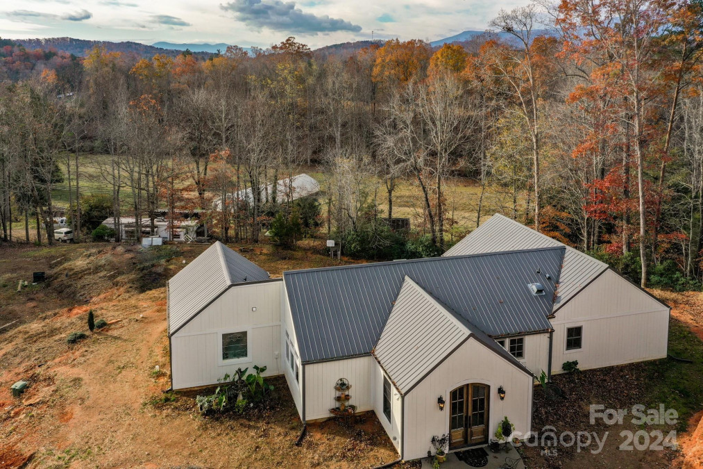 711 Herman Wilson Rd Lake Lure, NC 28746