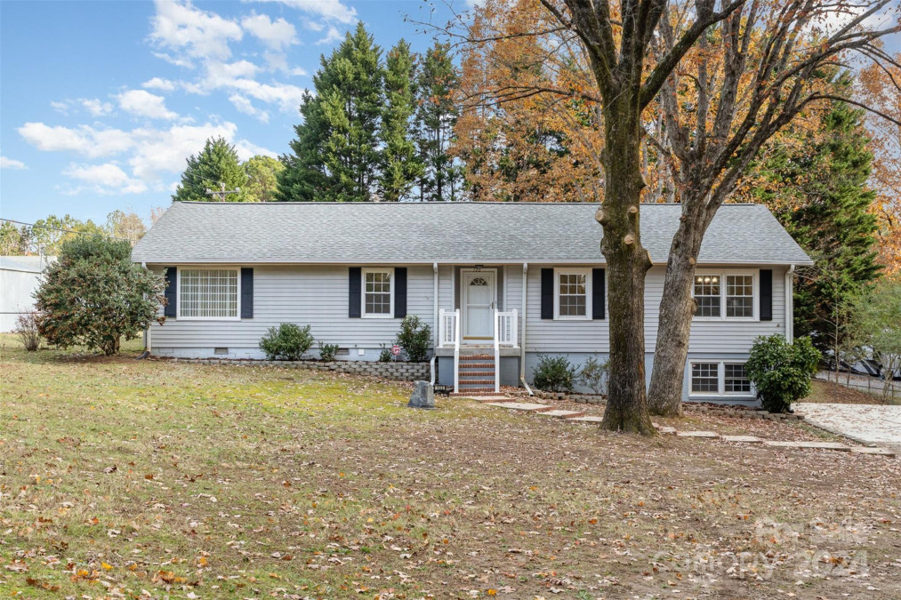 122 Old Peach Orchard Rd Gastonia, NC 28052