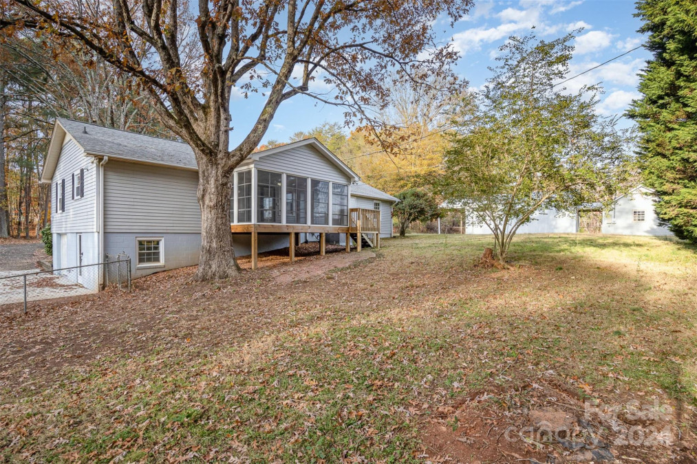 122 Old Peach Orchard Rd Gastonia, NC 28052