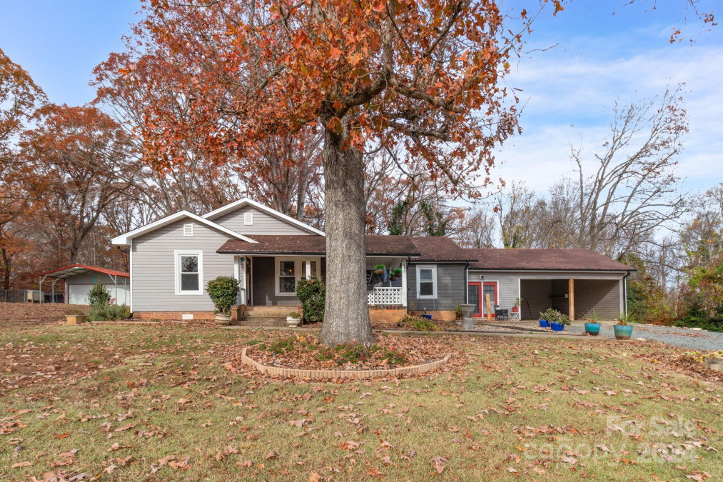 453 Bethesda Rd Lexington, NC 27295