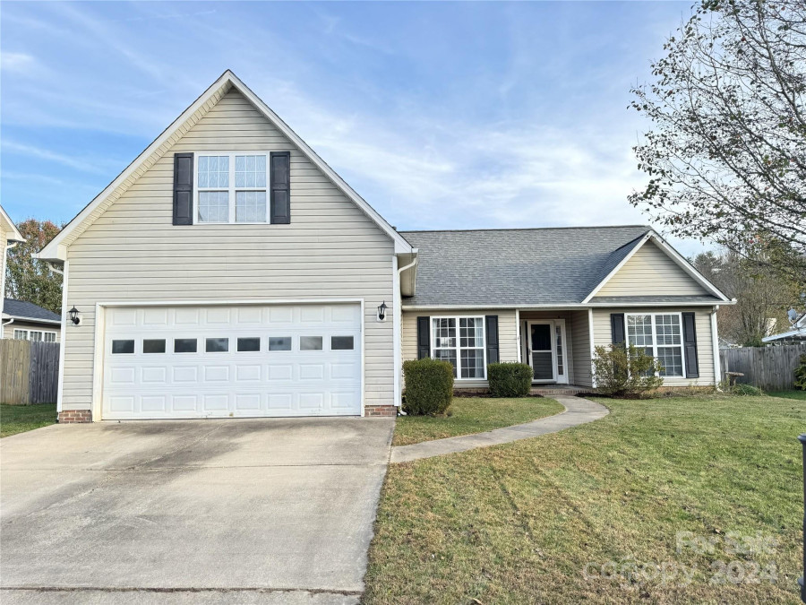 176 Running Briar Rd Fletcher, NC 28732