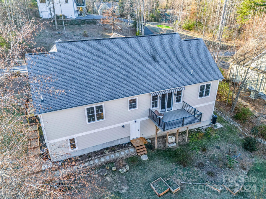 73 Wisdom Cove Rd Flat Rock, NC 28731