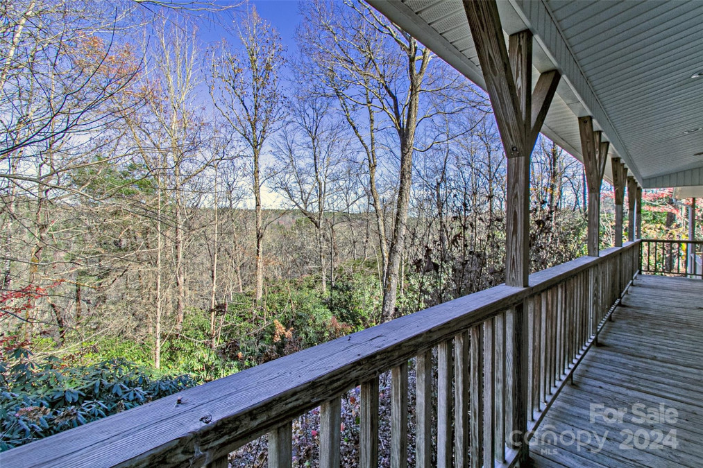 183 Wildwood Way Lake Toxaway, NC 28747