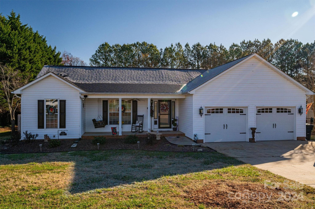 112 Henry Putnam Dr Cherryville, NC 28021